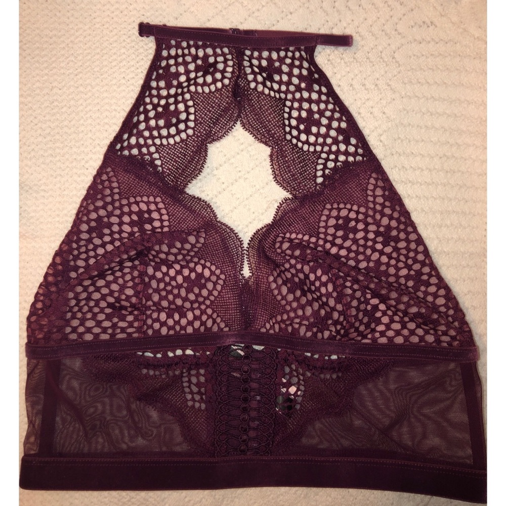 ❤️Victoria’s Secret High Neck Bralette ❤️ - Picture 2 of 7